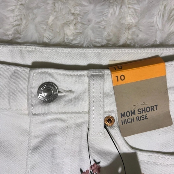NWT M&S MOM Denim High Rise White Shorts - Picture 8 of 12